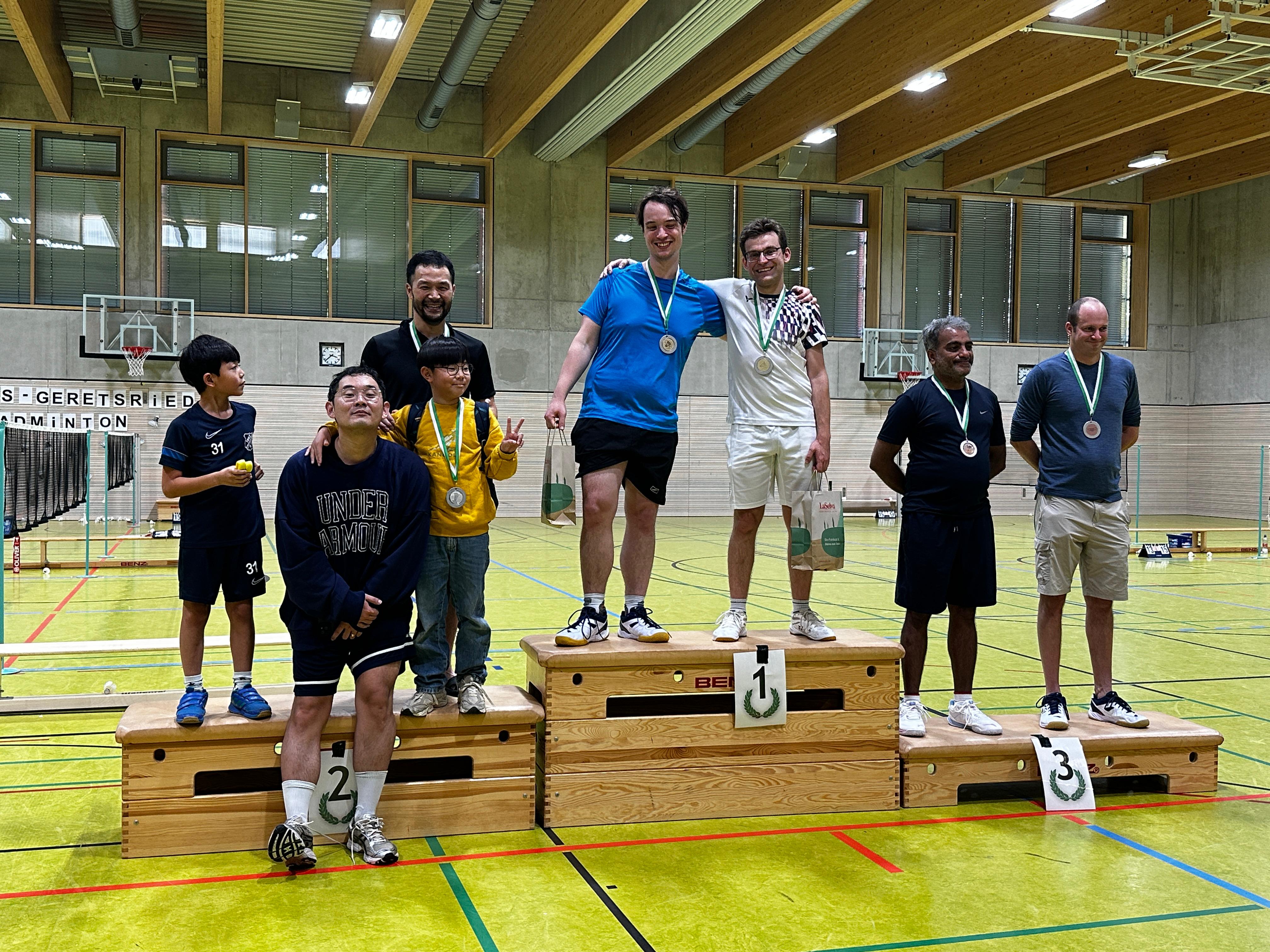 Titelbild für Gold in Geretsried: Joshua und Dennis triumphieren im Herrendoppel C