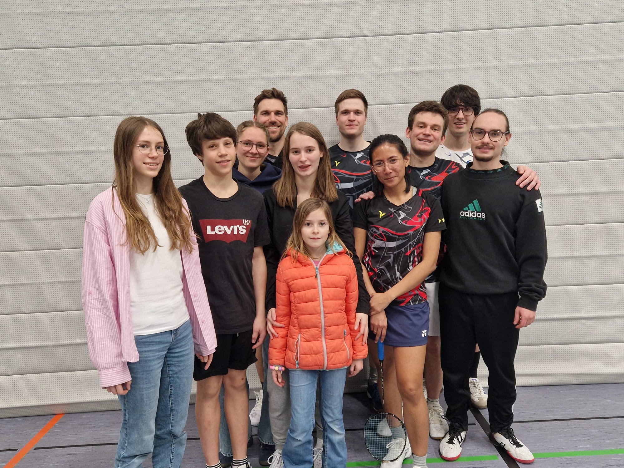 Titelbild für Letztes Heimspiel: 4:4 gegen den Tabellenführer!